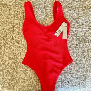 BNWT✨ Coral One-Piece Swimsuit